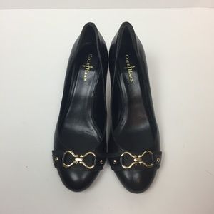 Cole Haan Gold Buckle Kitten Leather Pump size 6.5